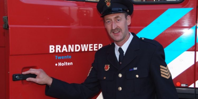 Brandweer zoekt vrijwilligers brandweer 